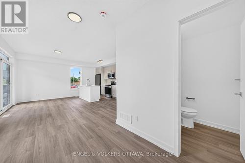 225 STARDUST PRIVATE , Ottawa, Ontario K1T 3W6 3