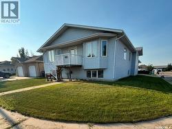 851 Carr TERRACE  Saskatoon, SK S7S 1L9