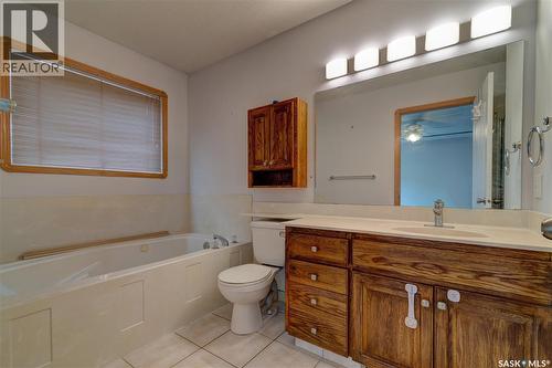 25 Elm Bay, Lumsden, SK 