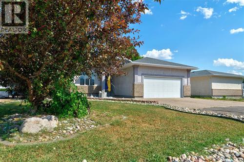 25 Elm Bay, Lumsden, SK 