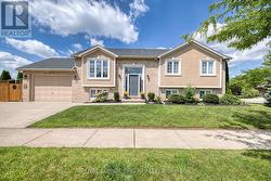 8093 BEAVERTON BOULEVARD Niagara Falls (Ascot), ON L2H 3K5