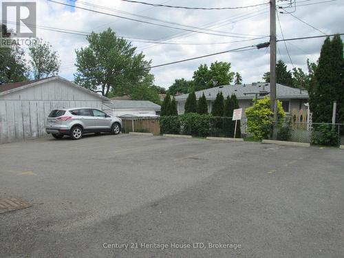 4 - 377 GLENRIDGE AVENUE , St. Catharines (Glendale/Glenridge), Ontario L2T 3K8 3