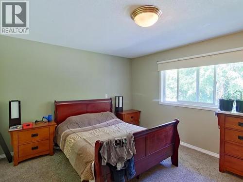 4865 Harvie Ave, Powell River, BC 