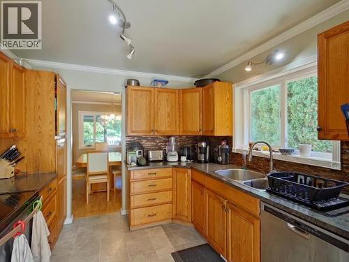 4865 Harvie Ave, Powell River, BC 