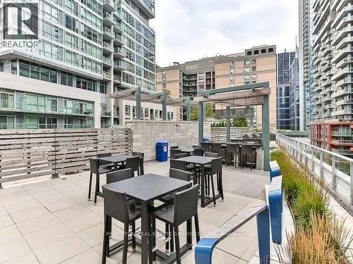 407 - 30 NELSON STREET , Toronto, Ontario M5V 0H5 5