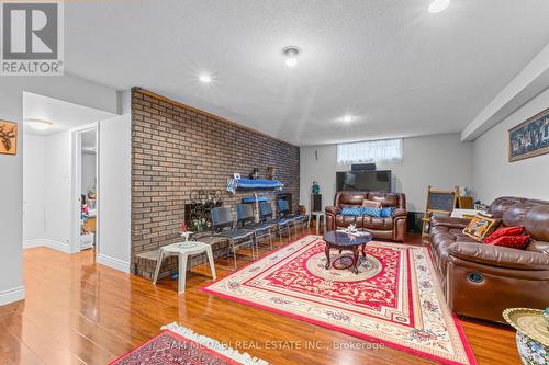 2145 Oneida Crescent, Mississauga, ON 