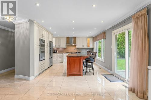 2145 Oneida Crescent, Mississauga, ON 