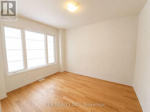 8 WILMOT ROAD , Brantford, Ontario N3T 0K8 2