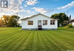 110 Railway AVENUE  Strasbourg, SK S0G 4V0