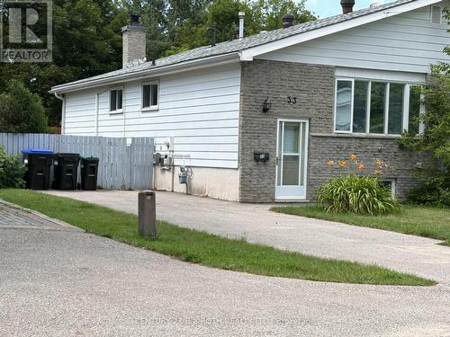 33 BEAUMAUR DRIVE  Penetanguishene, ON L9M 1V7