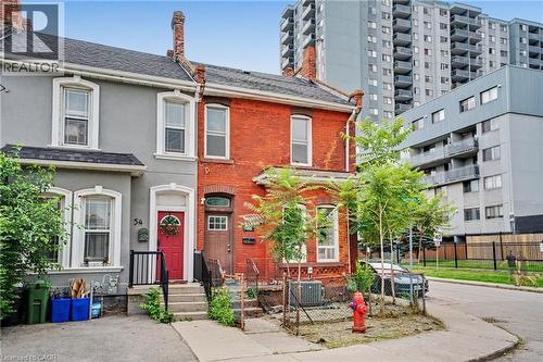 52 CATHCART Street  Hamilton, ON L8R 1M5