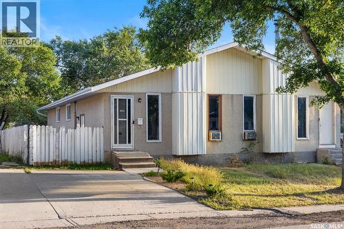 139 Thomson Avenue, Regina, SK 
