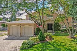 8 CHALMERS COURT  Brampton, ON L6Z 3G9
