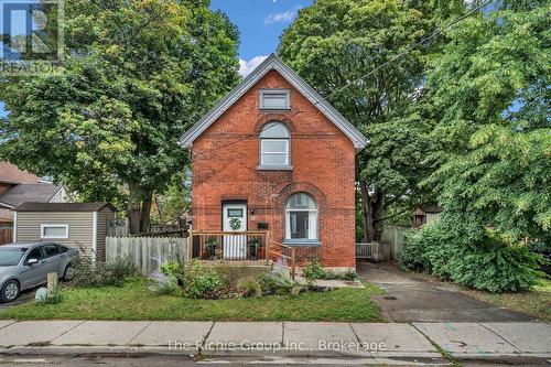 119 BROCK STREET  Brantford, ON N3S 5E6