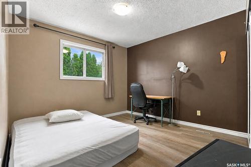 1718 Mckercher Drive, Saskatoon, SK 