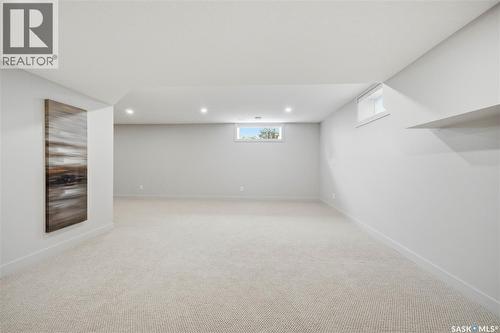 323 Mallin Crescent, Saskatoon, SK 