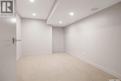 323 Mallin Crescent, Saskatoon, SK 
