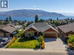 6112 Seymoure Avenue Peachland, BC V0H 1X4