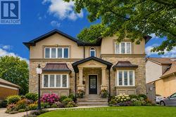 76 ASHBOURNE DRIVE Toronto, ON M9B 4H5