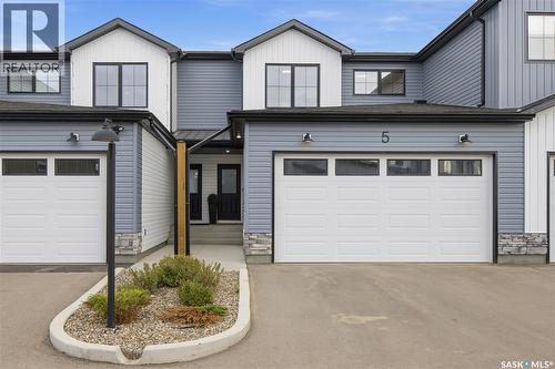 5 625 Dagnone CRESCENT  Saskatoon, SK S7V 1K9