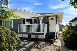 455 Froom CRESCENT  Regina, SK S4N 1T5