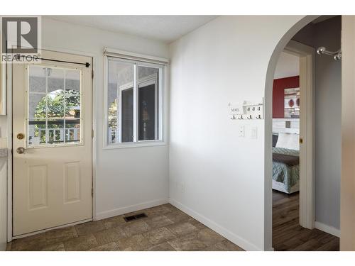 1035 Toovey Road, Kelowna, BC 
