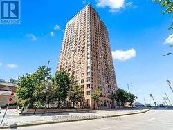 2106 - 115 OMNI DRIVE  Toronto, ON M1P 5B4