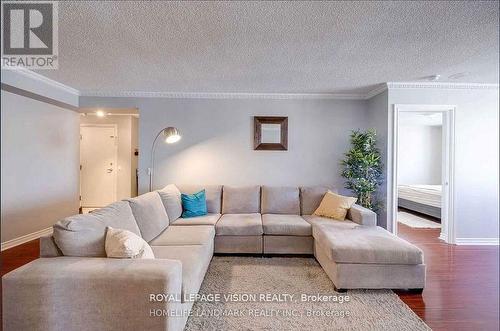 2106 - 115 OMNI DRIVE , Toronto, Ontario M1P 5B4 2