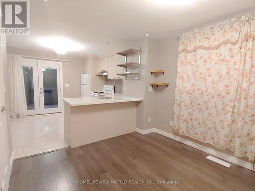 MAIN - 35 EAST LYNN AVENUE , Toronto, Ontario M4C 3X3 4
