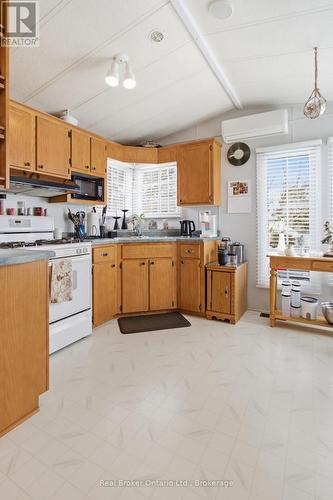 428 Pine Pass, Centre Wellington, ON 