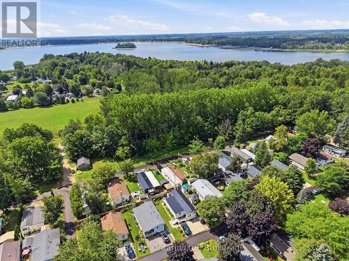 428 Pine Pass, Centre Wellington, ON 