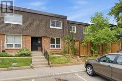 485 TIMBER LANE  Burlington, ON L7L 4B1