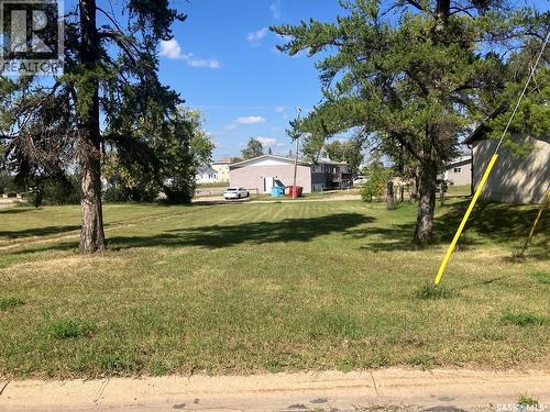 805 7Th Avenue W, Nipawin, SK 