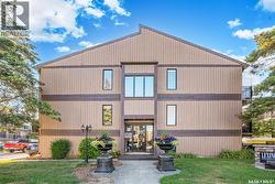 207 250 Pinehouse PLACE  Saskatoon, SK S7K 4X1