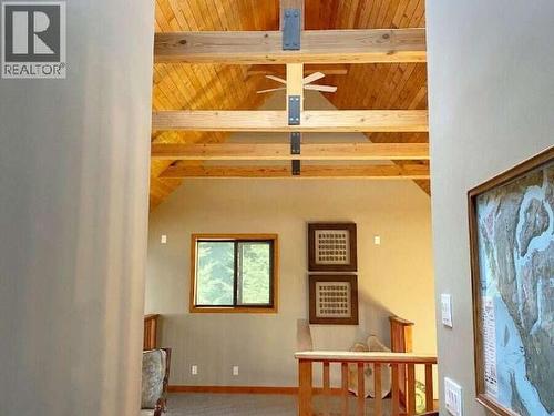 9340 Malaspina Rd, Powell River, BC 
