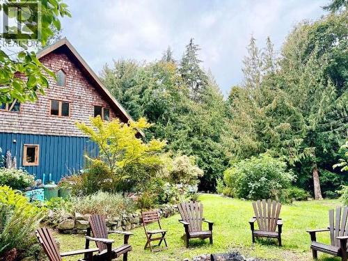 9340 Malaspina Rd, Powell River, BC 