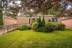 118 ZAPH AVENUE Toronto, ON M1C 1M8