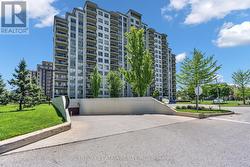 1014 - 1030 CORONATION DRIVE  London North, ON N6G 0G5
