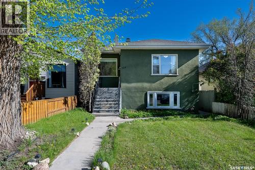 204 25th STREET W  Saskatoon, SK S7L 0C4