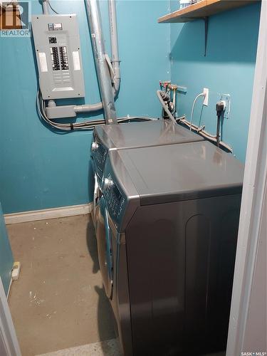204 25Th Street W, Saskatoon, SK 