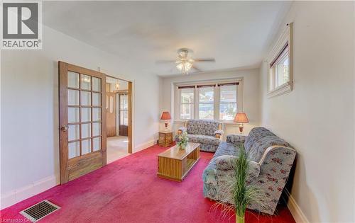 Lots of natural light - 224 Weber Street E, Kitchener, ON 