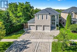 32 PRINCETON AVENUE  Richmond Hill, ON L4S 2E3