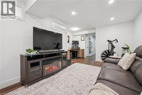 45 Quinte Crescent, Kitchener, ON 