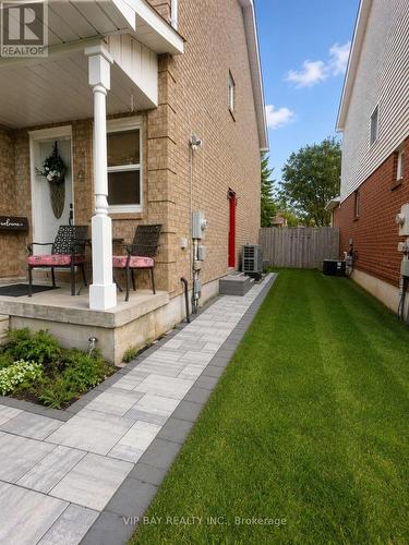 LOWER - 48 VERONA CRESCENT , Georgina, Ontario L4P 3N3 2