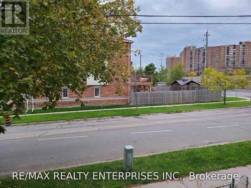 3 - 54 RABBIT LANE , Toronto, Ontario M9B 5S7 2