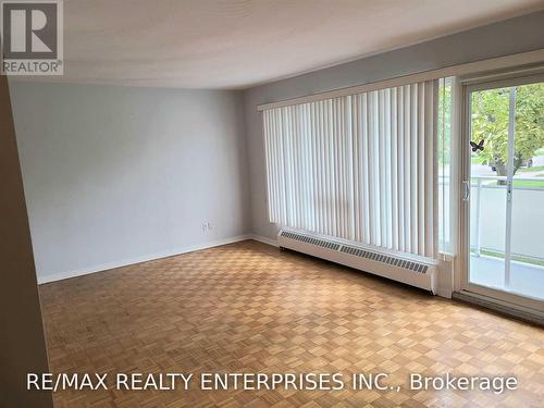 3 - 54 RABBIT LANE , Toronto, Ontario M9B 5S7 3