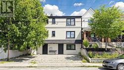 247 PRESCOTT AVENUE Toronto, ON M6N 3G9