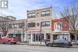 302 - 2820 DANFORTH AVENUE  Toronto, ON M4C 1M1