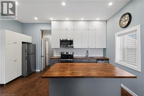 21 Cedar Street, Cambridge, ON 