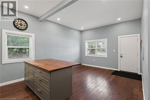 21 Cedar Street, Cambridge, ON 